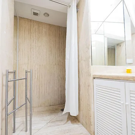 Daire Via Giulia Charming With Balcony Roma