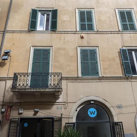 Daire Via Giulia Charming With Balcony Roma